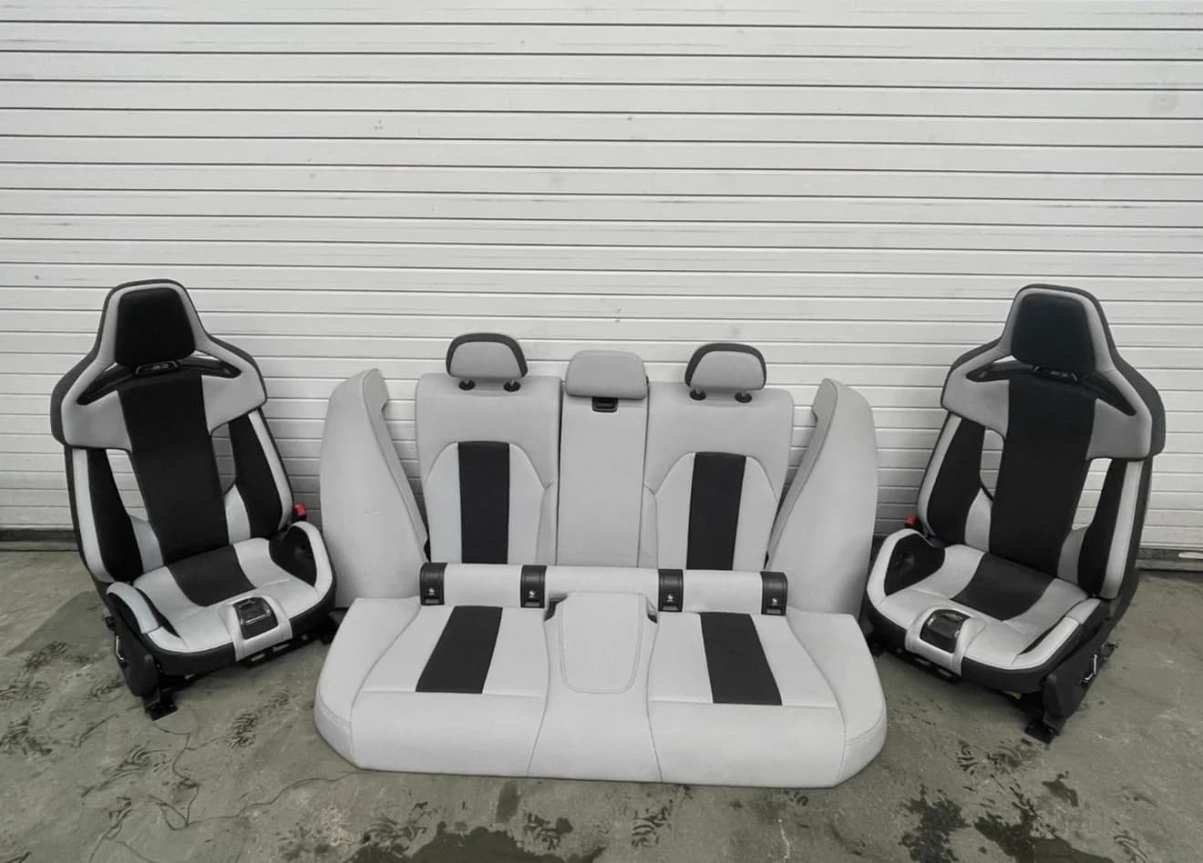 2024 BMW M3 M4 G80 G82 FRONT CARBON BUCKET SEATS REAR SEATS INTERIOR SET OEM — Like new Seats